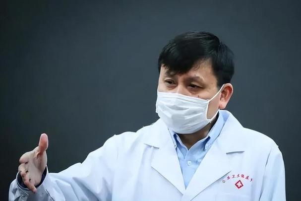 疫情时候的医生(疫情时候的医生怎么画)-第2张图片